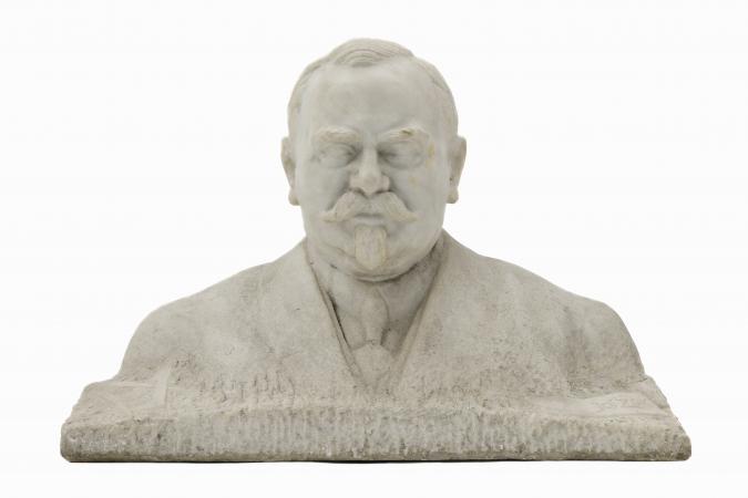 Sochařská busta Fr. Jurečky 